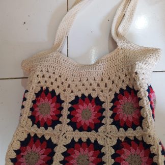 Crochet Granny Square Tote Bag — Red Starburst